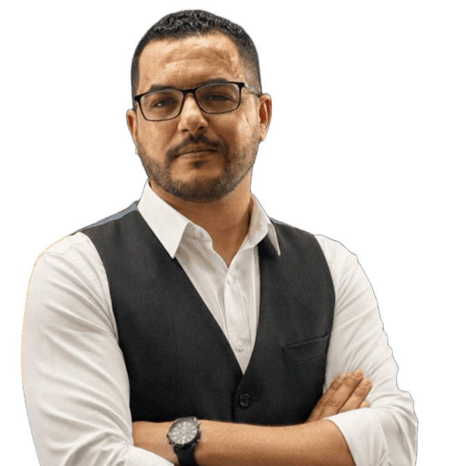 الأستاذ معتصم